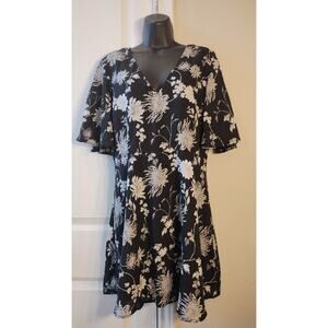 NWT Forever 21 Floral Print Mini Dress back cut-out with self back closure Sz XL